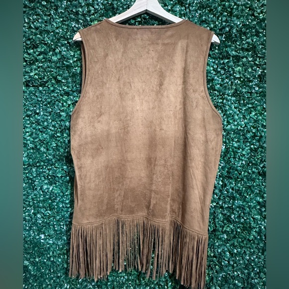 Kaun Sandler Faux Suede Fringe Vest - Picture 5 of 8